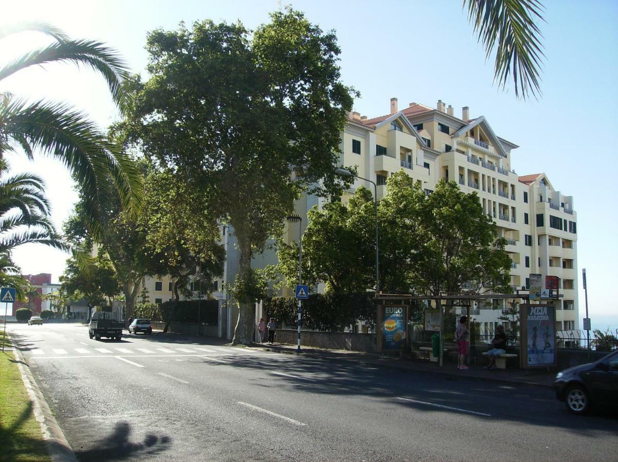 Oceanfront Apartment Funchal  Exterior photo